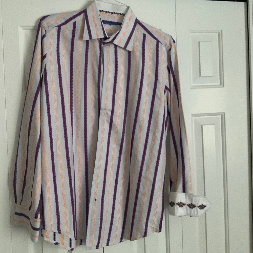 Stylish men’s dress shirt